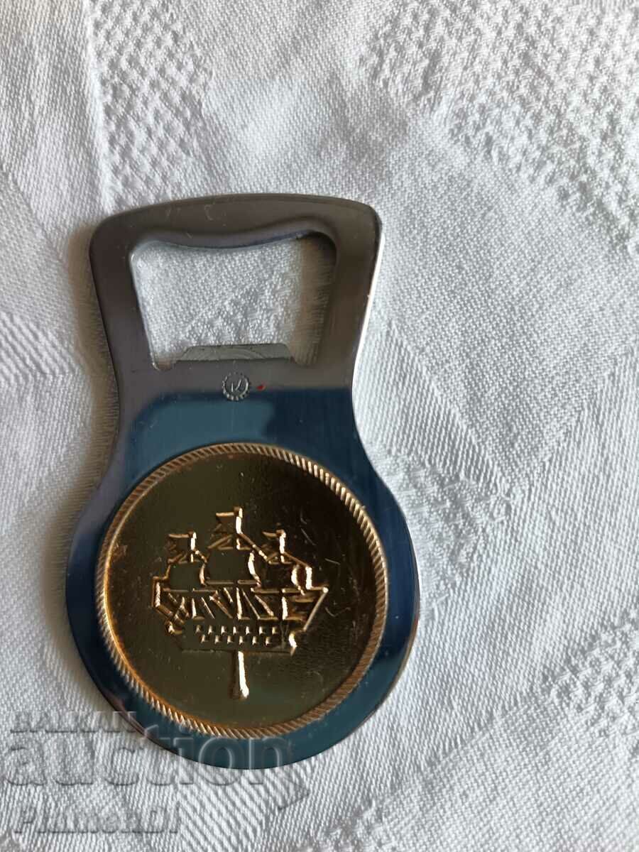 Opener Odesa cu preț € 3.00 | 5.87 BGN Opener Odesa cu preț € 3.00 | 5.87 BGN