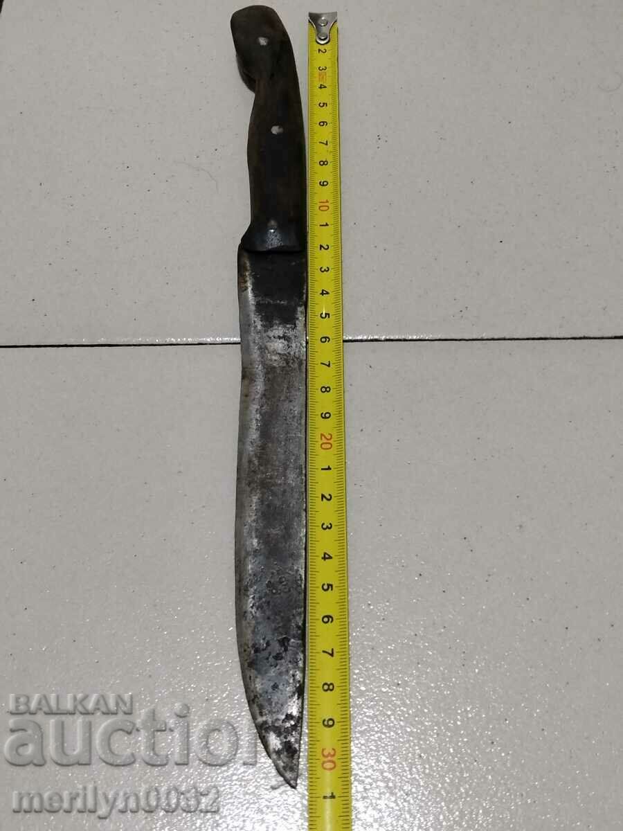 Old butcher knife primitive with price 54.00 BGN | € 27.61 Old butcher knife primitive with price 54.00 BGN | € 27.61