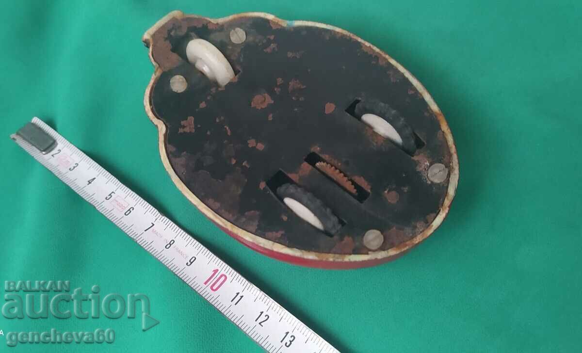 Аукцион Стара детска механична играчка