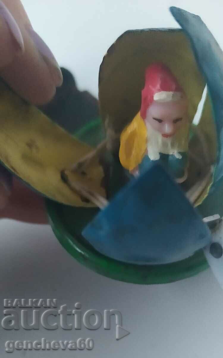 O jucărie mecanică foarte rară pentru copii - 7 O jucărie mecanică foarte rară pentru copii - 7