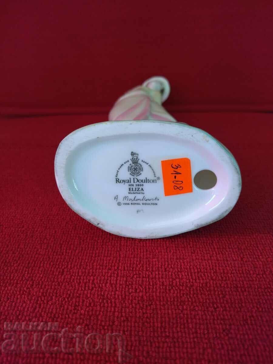 Royal Dowton figurine - 6 Royal Dowton figurine - 6