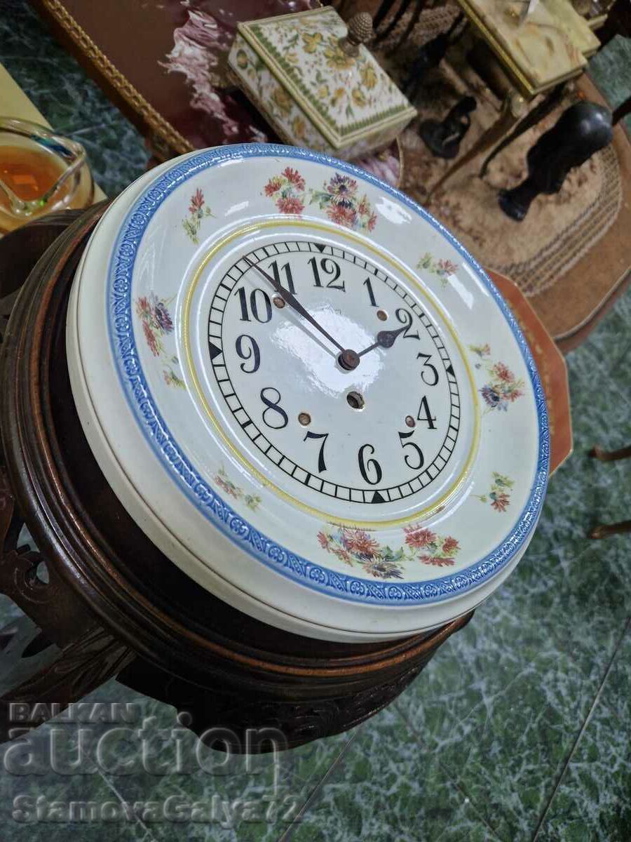 Παράδοση Σπάνιο ρολόι από πορσελάνη αντίκα Junghans Παράδοση Σπάνιο ρολόι από πορσελάνη αντίκα Junghans