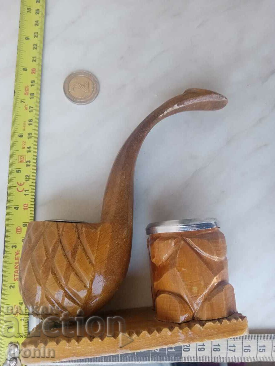 Pipe, wood carving, figurine, vintage with price 40.00 BGN | € 20.45 Pipe, wood carving, figurine, vintage with price 40.00 BGN | € 20.45