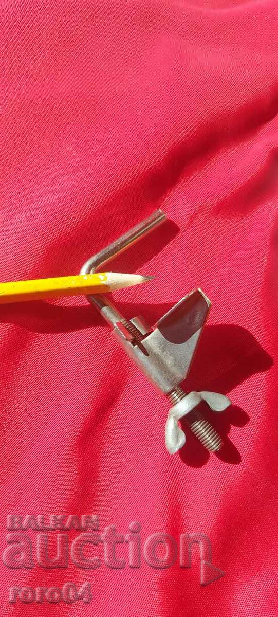 SHARPENER - DESKTOP - EXCELLENT - GERMANY - STAEDTLER with price 77.00 BGN | € 39.37 SHARPENER - DESKTOP - EXCELLENT - GERMANY - STAEDTLER with price 77.00 BGN | € 39.37