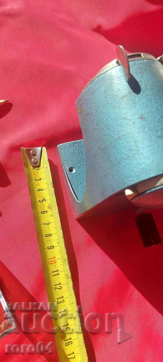 SHARPENER - DESKTOP - EXCELLENT - GERMANY - STAEDTLER - 5 SHARPENER - DESKTOP - EXCELLENT - GERMANY - STAEDTLER - 5