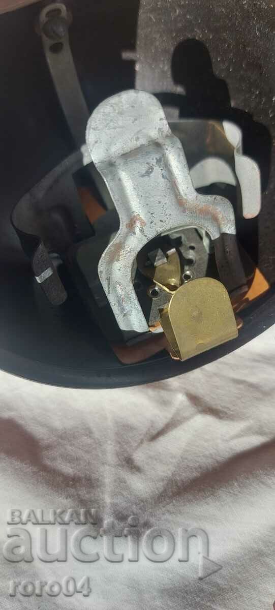 FAR - DIAMOND - DIAMANT - " RUBY " - 5