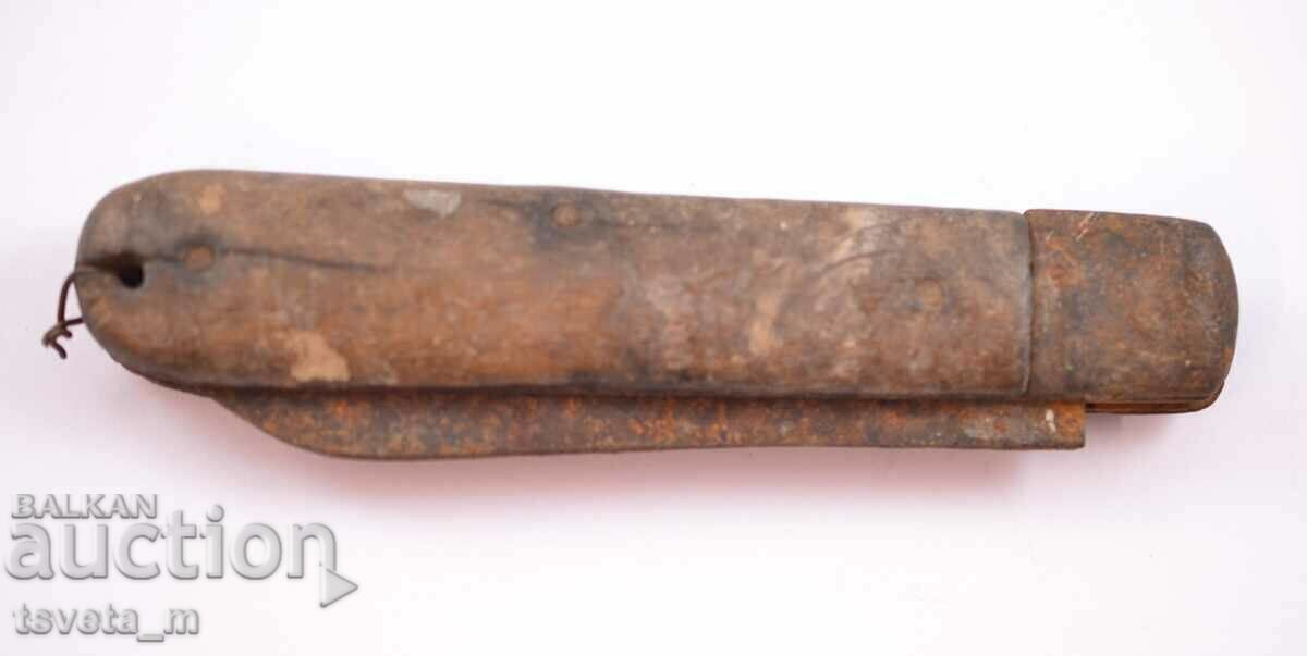 Cuțit de buzunar antic