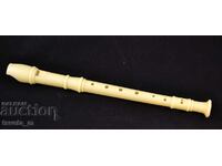 Plastic white block flute