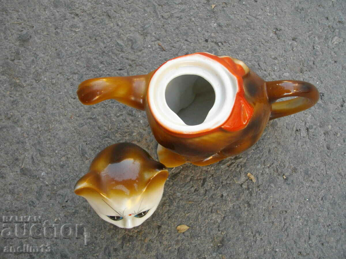 OLD PORCELAIN KITTEN KETTLE - 5 OLD PORCELAIN KITTEN KETTLE - 5