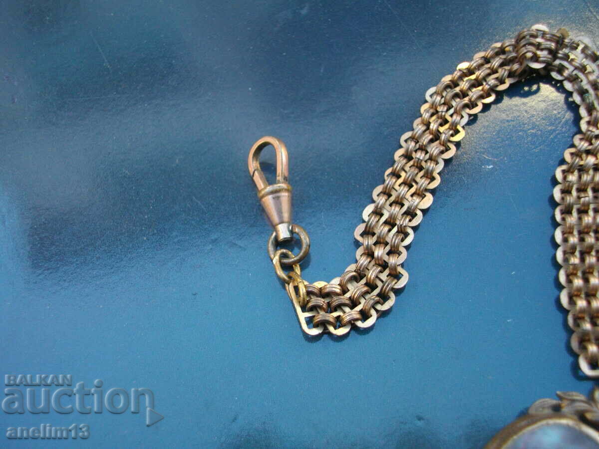 AN OLD GOLD PENDANT PENDANT PICTURE BOX - 5 AN OLD GOLD PENDANT PENDANT PICTURE BOX - 5