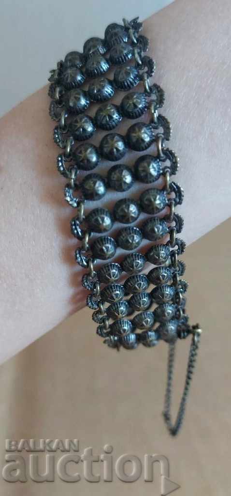 Delivery of OLD RENAISSANCE TYPE BRACELET JEWELRY WEAR ORNAMENT