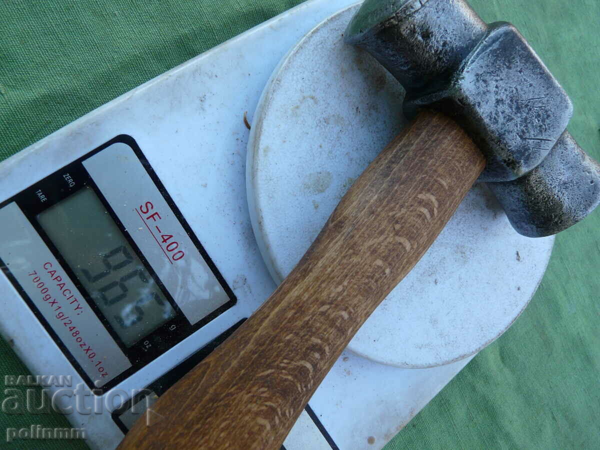 Ciocan vechi de tablă - 304 - 5