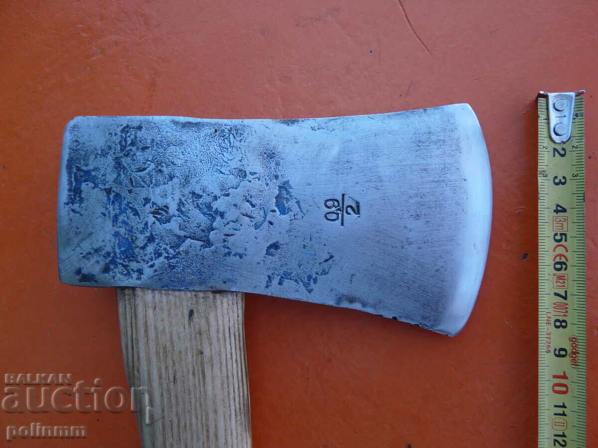 Swedish ax Hults Bruk - 541 with price 160.00 BGN | € 81.81 Swedish ax Hults Bruk - 541 with price 160.00 BGN | € 81.81