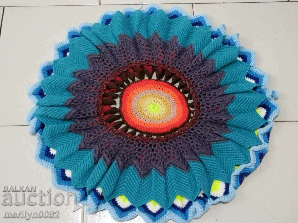 Доставка на Ръчно плетиво каре подложка за стол подгъзник от чеиз