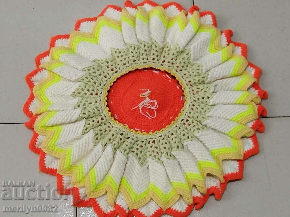 Delivery of Hand knit plaid chaise lounger chair pad Delivery of Hand knit plaid chaise lounger chair pad