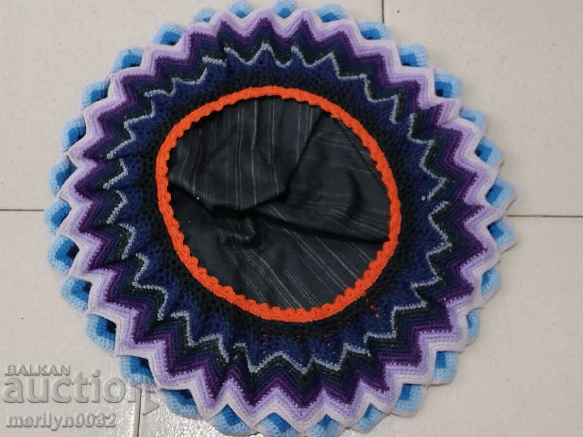 Delivery of Hand knit plaid chaise lounger chair pad Delivery of Hand knit plaid chaise lounger chair pad