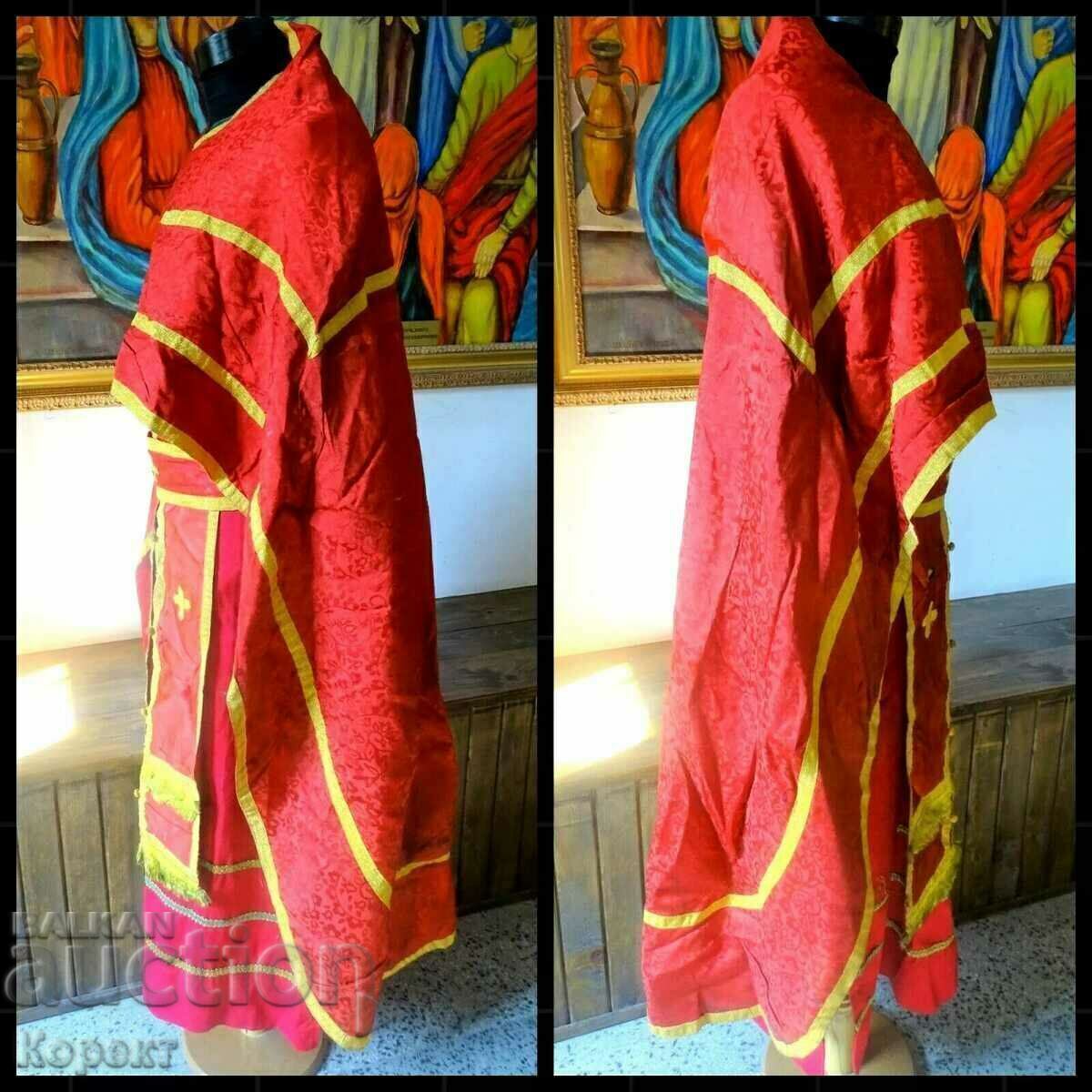 Auction  Old set of priestly vestments: Epitrachil. , Felon and others.