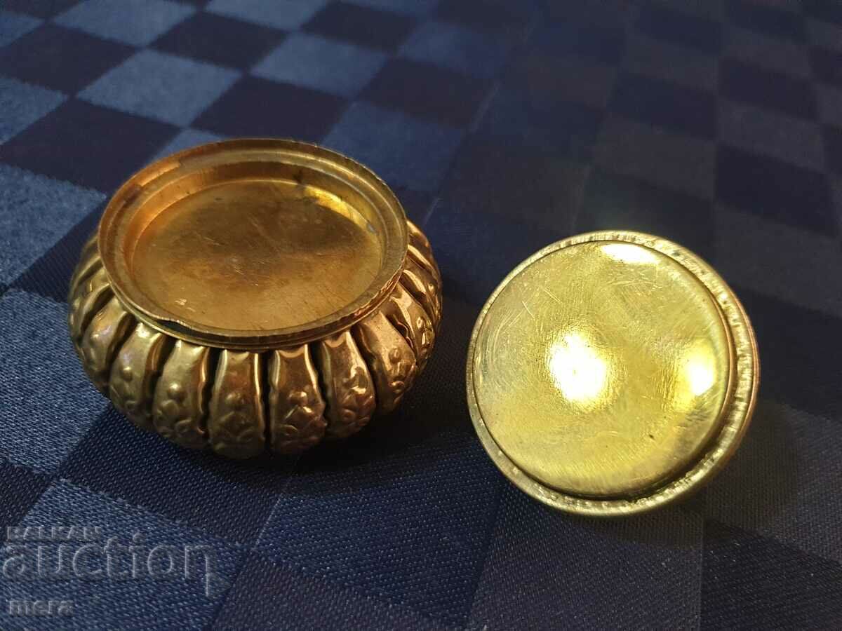 Small brass richly inlaid box - 5 Small brass richly inlaid box - 5