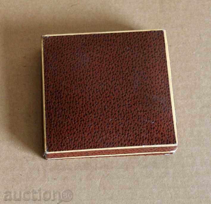 . OLD CARDBOARD BOX IN EXCELLENT CONDITION