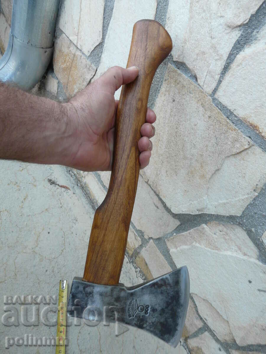 Delivery of German tourist ax - 542 Delivery of German tourist ax - 542