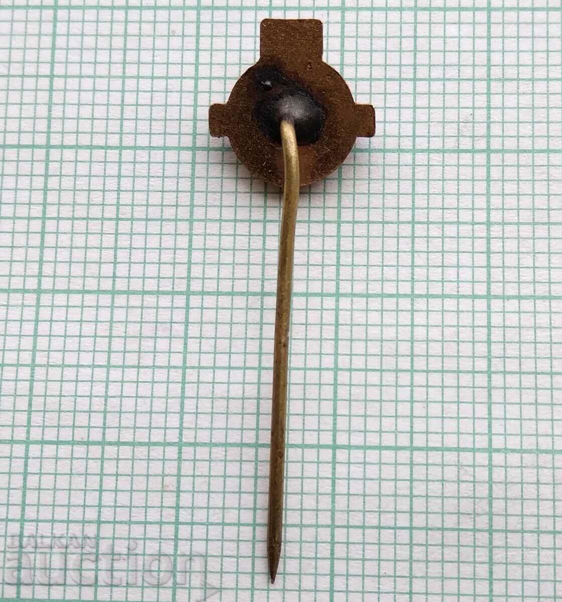 Auction 17083 Badge - ISO set Auction 17083 Badge - ISO set