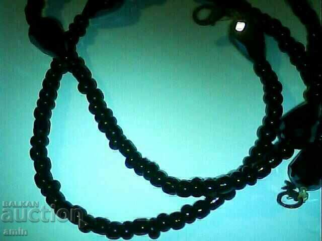 Auction bead necklace is crystals Auction bead necklace is crystals