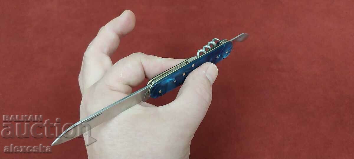 Delivery of Old Knife - Hammer and Sickle Delivery of Old Knife - Hammer and Sickle