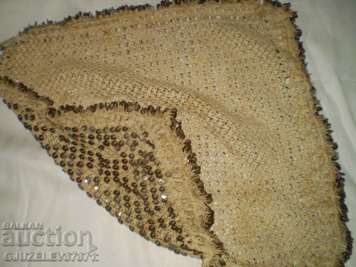 Old tablecloth crocheted and embroidered sequins rare - 5 Old tablecloth crocheted and embroidered sequins rare - 5