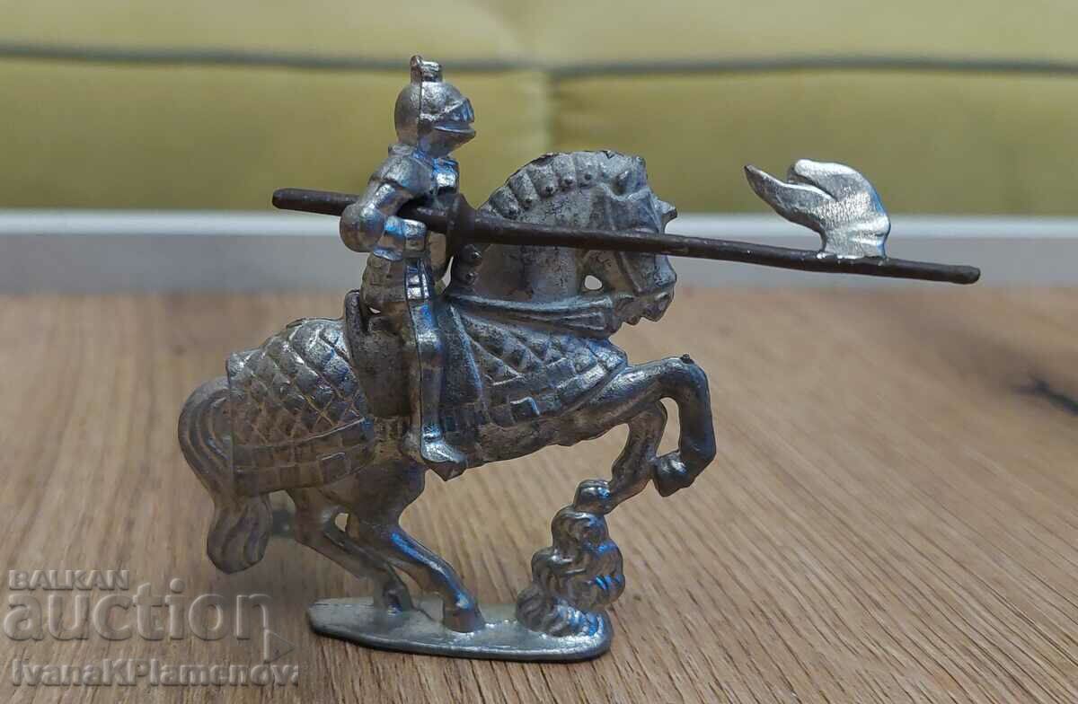 A lead figurine for collectors