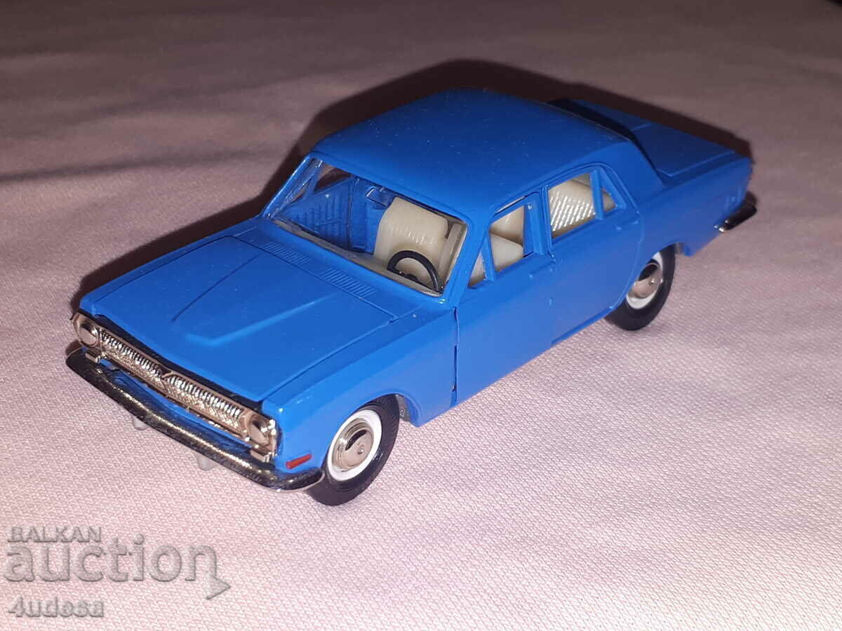 Soc model Volga GAZ 24 A14 1:43 Made in USSR USSR Soc model Volga GAZ 24 A14 1:43 Made in USSR USSR