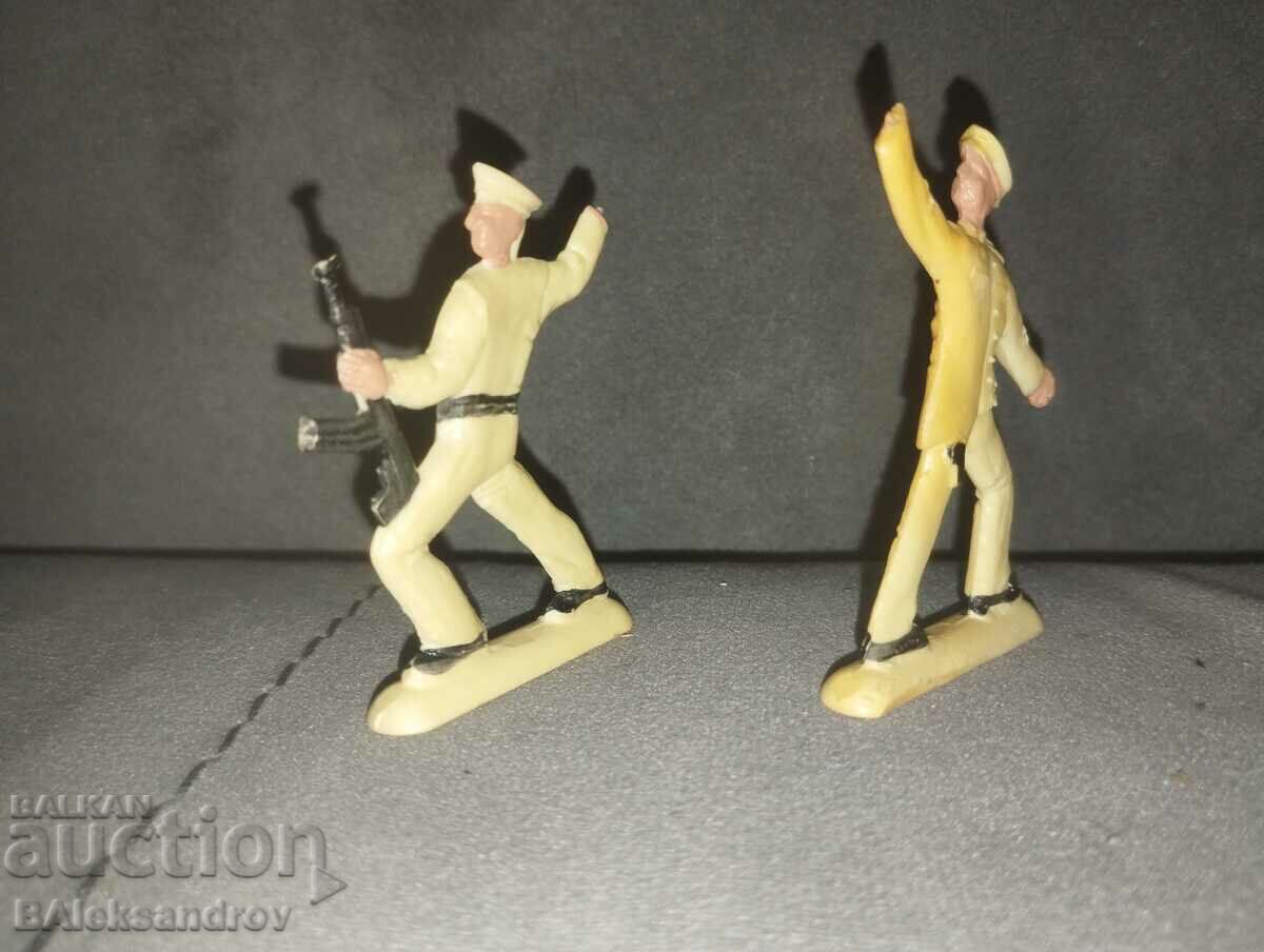 Figures sailors with price 5.00 BGN | € 2.56 Figures sailors with price 5.00 BGN | € 2.56