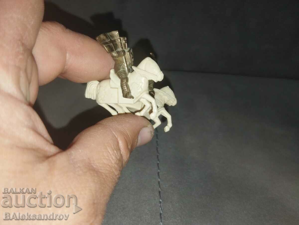 Стари редки играчки от шоколадови яица - 7 Стари редки играчки от шоколадови яица - 7