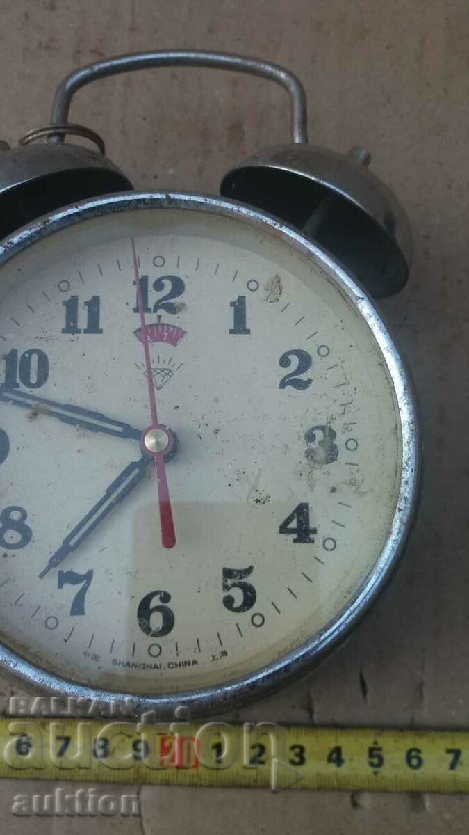 Delivery of Old alarm clock Delivery of Old alarm clock