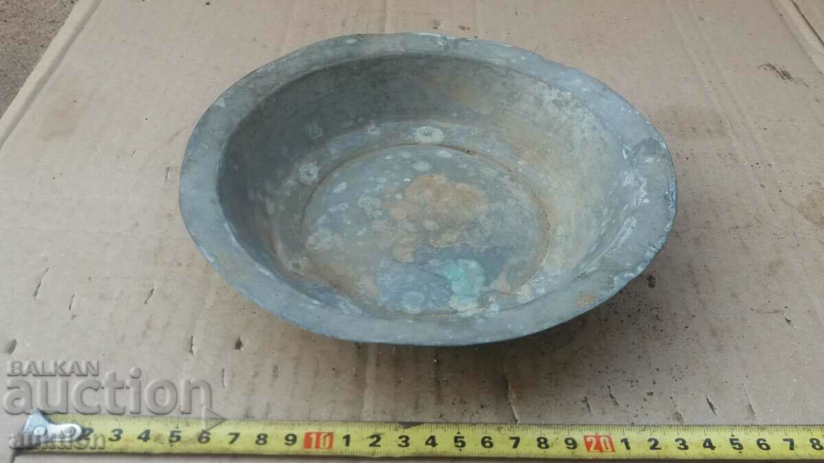 WROUGHT RENAISSANCE PLATE, PLATE, COPPER TRAY - 5 WROUGHT RENAISSANCE PLATE, PLATE, COPPER TRAY - 5