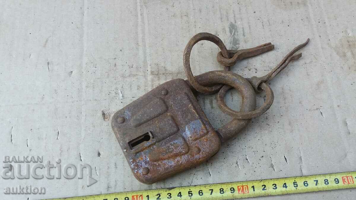 LACAT VECHI MASSIV MARE - 7 LACAT VECHI MASSIV MARE - 7