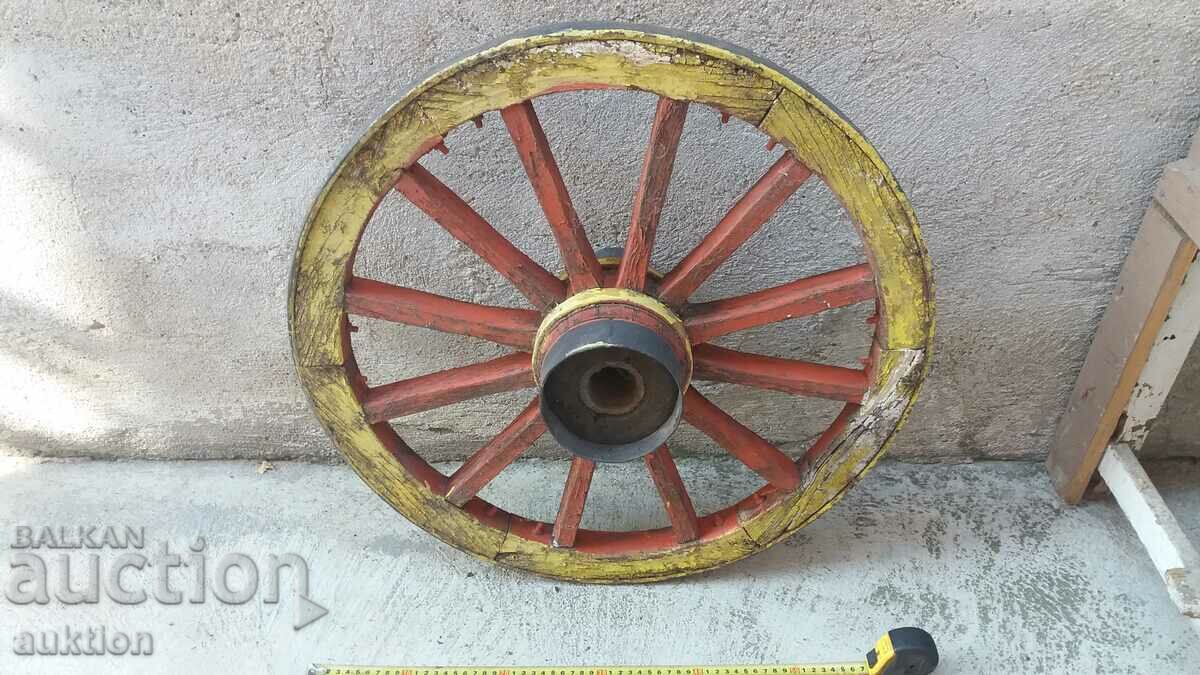 MASSIVE RENAISSANCE WHEEL OF WAGON, BICYCLE, PHAETON with price 59.99 BGN | € 30.67 MASSIVE RENAISSANCE WHEEL OF WAGON, BICYCLE, PHAETON with price 59.99 BGN | € 30.67