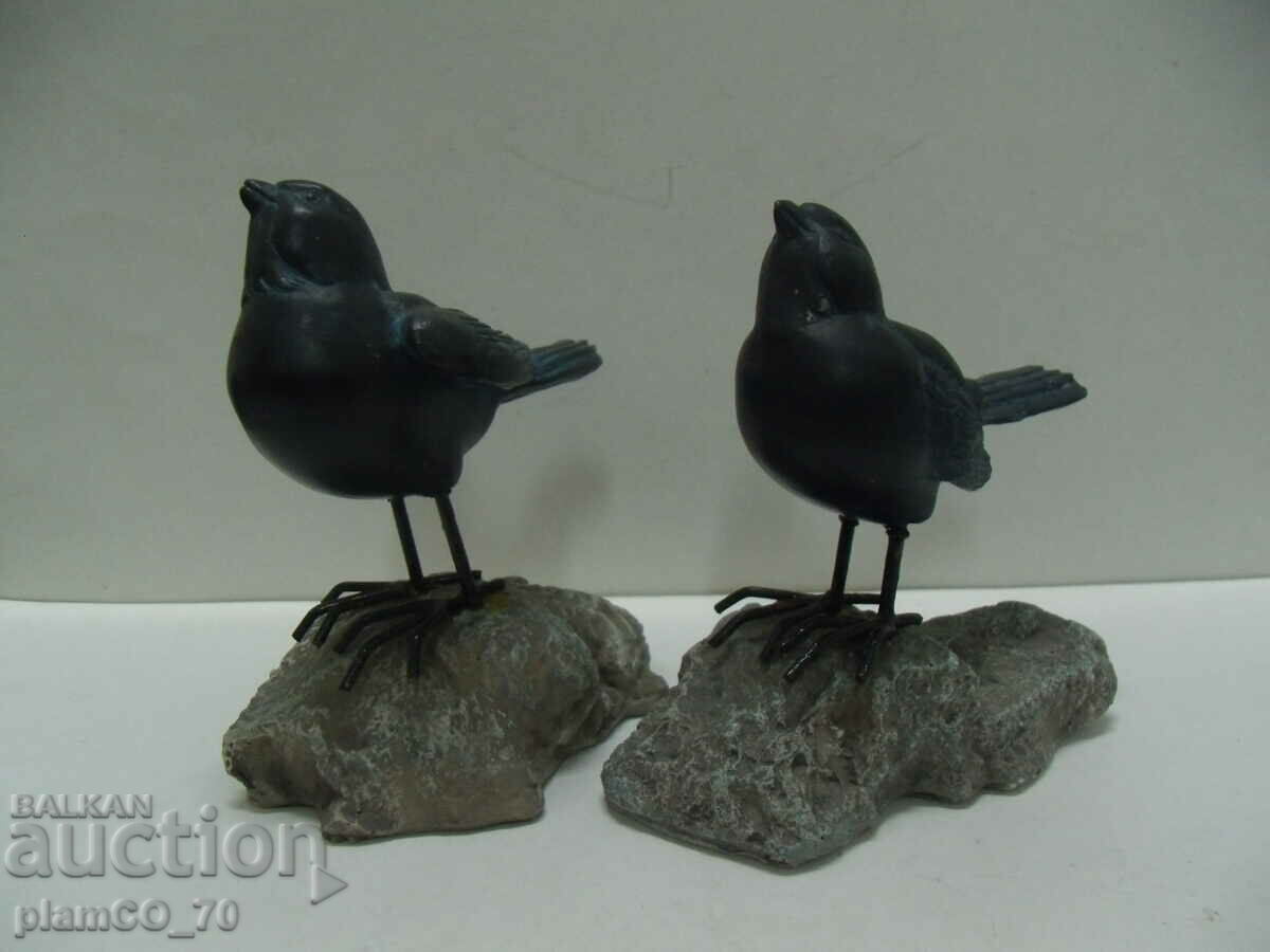 Auction №*7758 two old figures - birds - metal / figure - bird / Auction №*7758 two old figures - birds - metal / figure - bird /