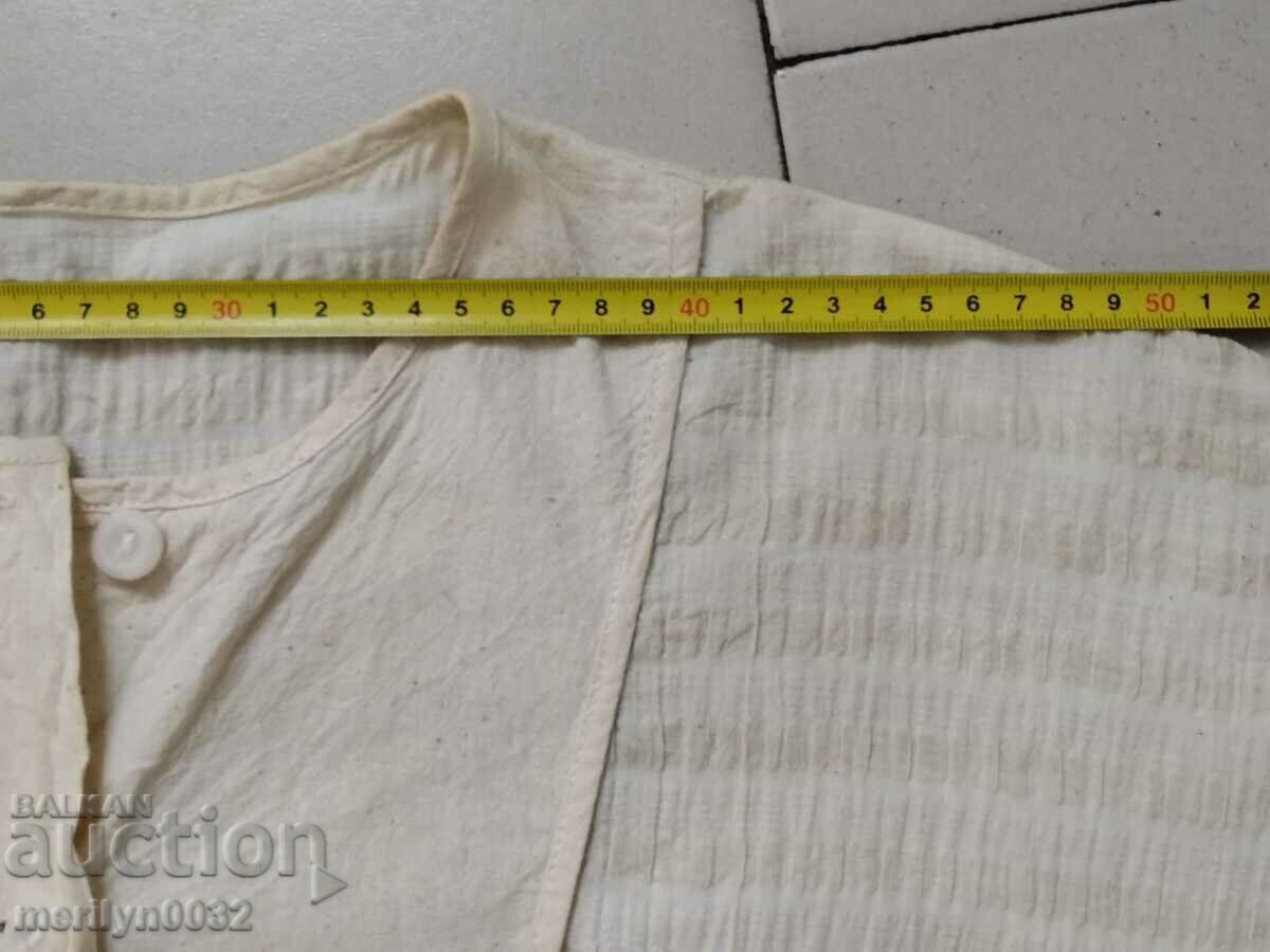 Delivery of Old women's shirt nightgown costume sukman Delivery of Old women's shirt nightgown costume sukman