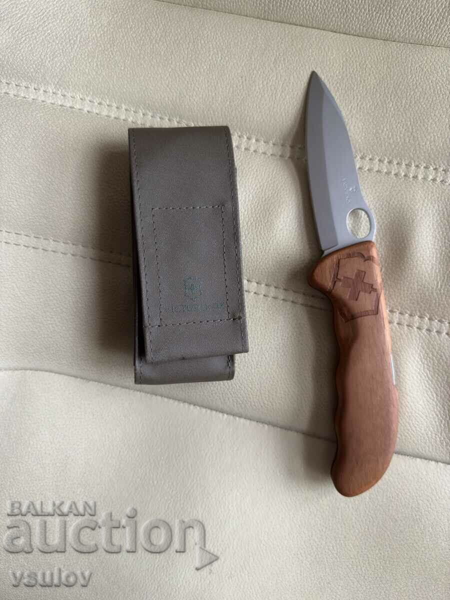 Delivery of Victorinox Hunter Pro Wood Swiss Folding Knife, NEW Delivery of Victorinox Hunter Pro Wood Swiss Folding Knife, NEW