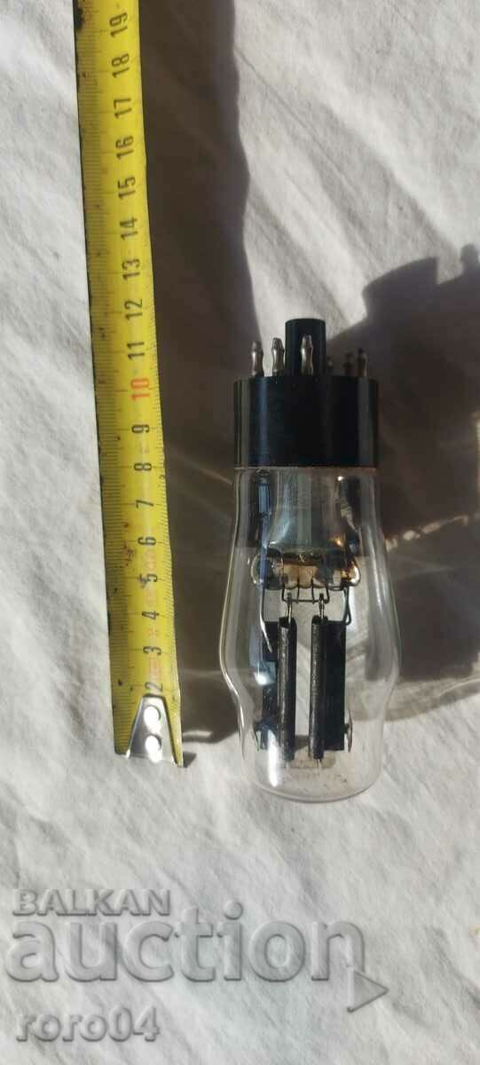 TUNGSRAM AZ 11 с цена 39.00 лв. | € 19.94 TUNGSRAM AZ 11 с цена 39.00 лв. | € 19.94