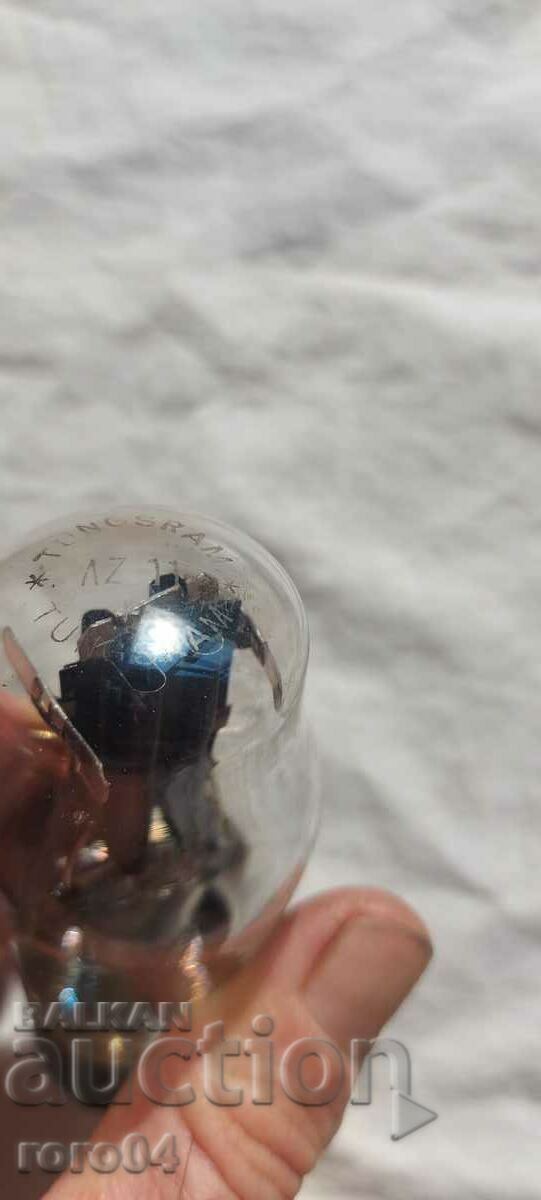 Παράδοση TUNGSRAM AZ 11 Παράδοση TUNGSRAM AZ 11