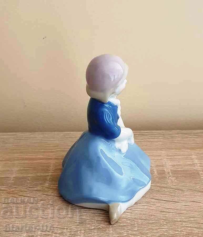 German porcelain figure figurine with markings. with price 13.00 BGN | € 6.65 German porcelain figure figurine with markings. with price 13.00 BGN | € 6.65