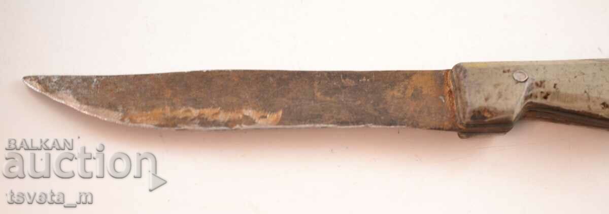 Vintage knife with plastic handle - 5