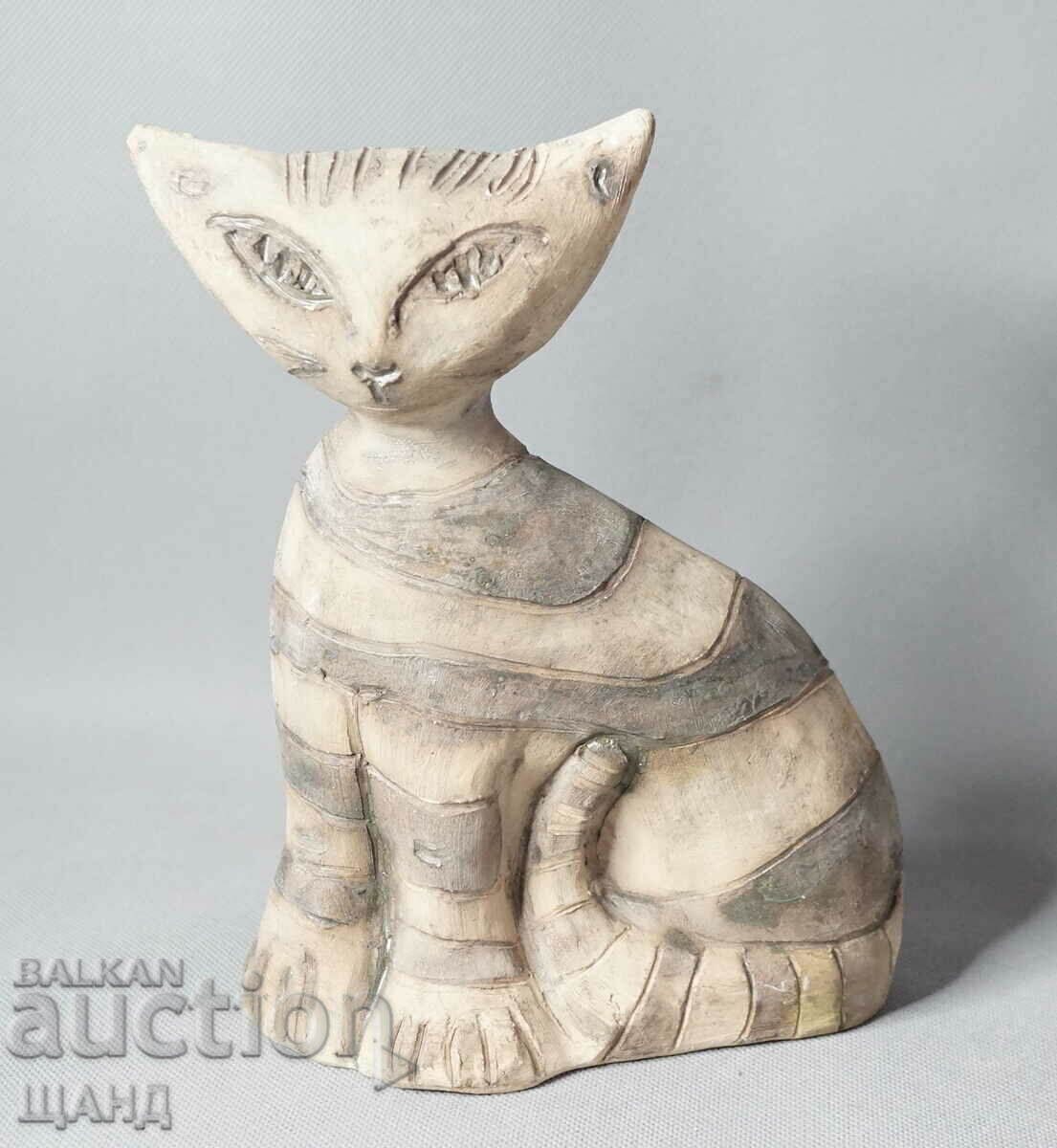 Old Author's Ceramics Figure Statuette Cat