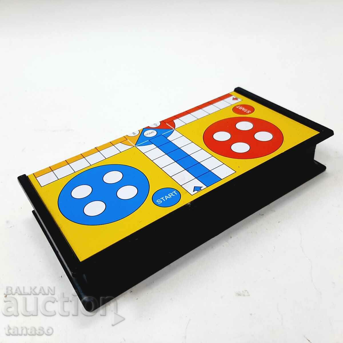 Auction Magnetic pocket "don't be mad man"(11.5) Auction Magnetic pocket "don't be mad man"(11.5)