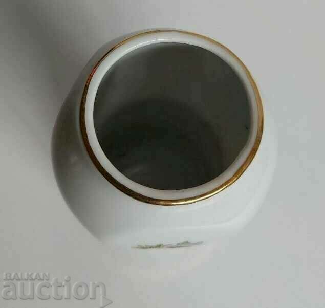 .SOTC BULGARIAN PORCELAIN VASE VASE WITH FLOWERS FLOWERS - 5 .SOTC BULGARIAN PORCELAIN VASE VASE WITH FLOWERS FLOWERS - 5