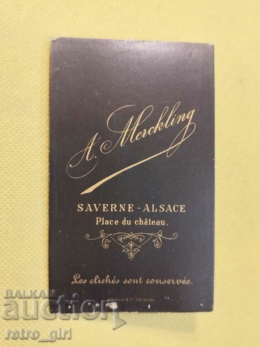 Παλιό χαρτόνι φωτογραφιών - το μικρό σχήμα. με τιμή 5.90 BGN | € 3.02 Παλιό χαρτόνι φωτογραφιών - το μικρό σχήμα. με τιμή 5.90 BGN | € 3.02