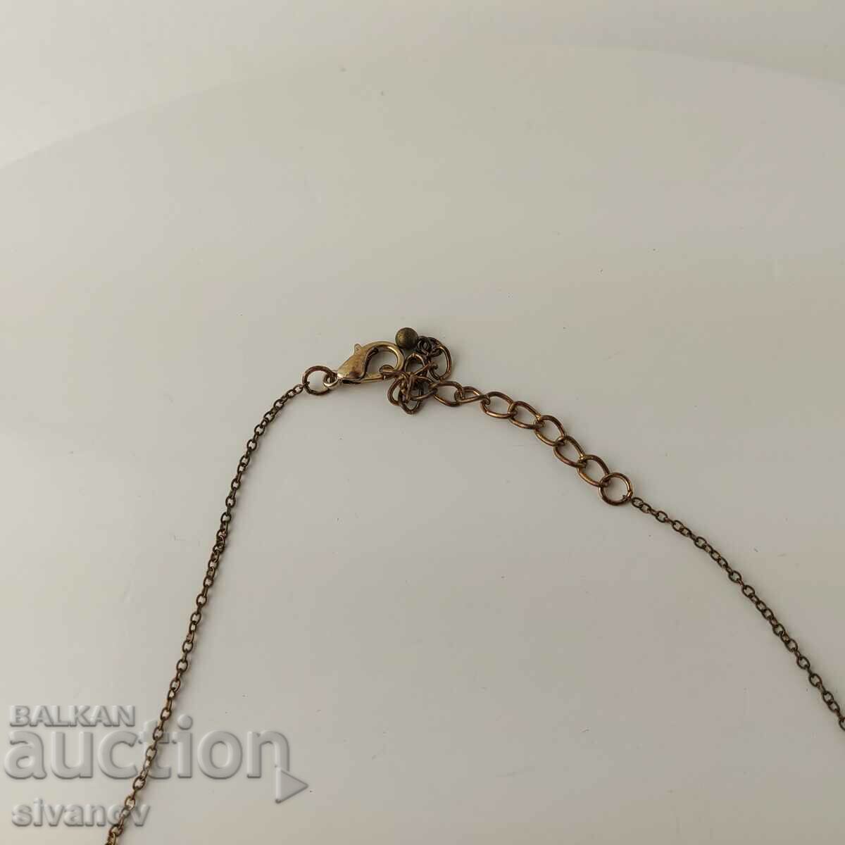 Auction Interesting red coral necklace #5741 Auction Interesting red coral necklace #5741