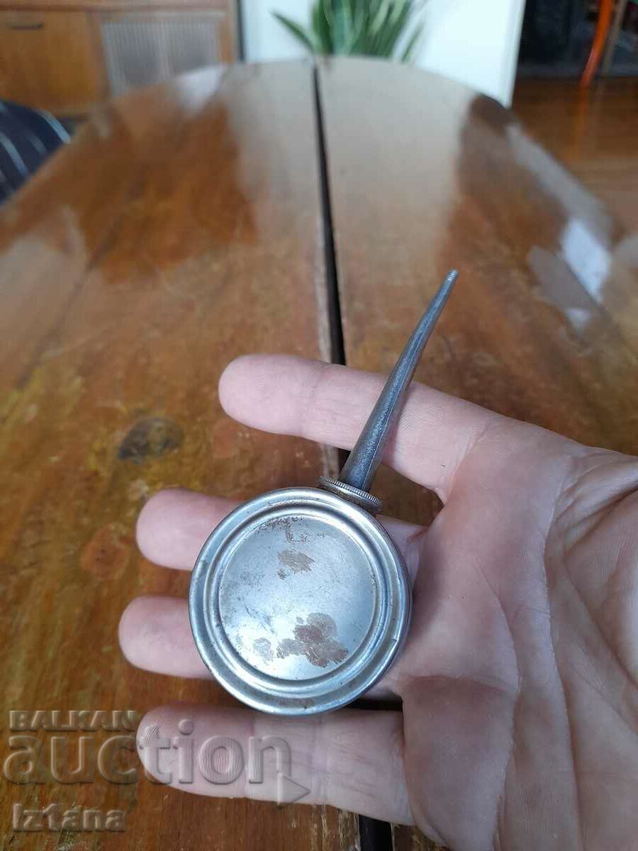 Ranuncul vechi cu preț 22.00 BGN | € 11.25 Ranuncul vechi cu preț 22.00 BGN | € 11.25