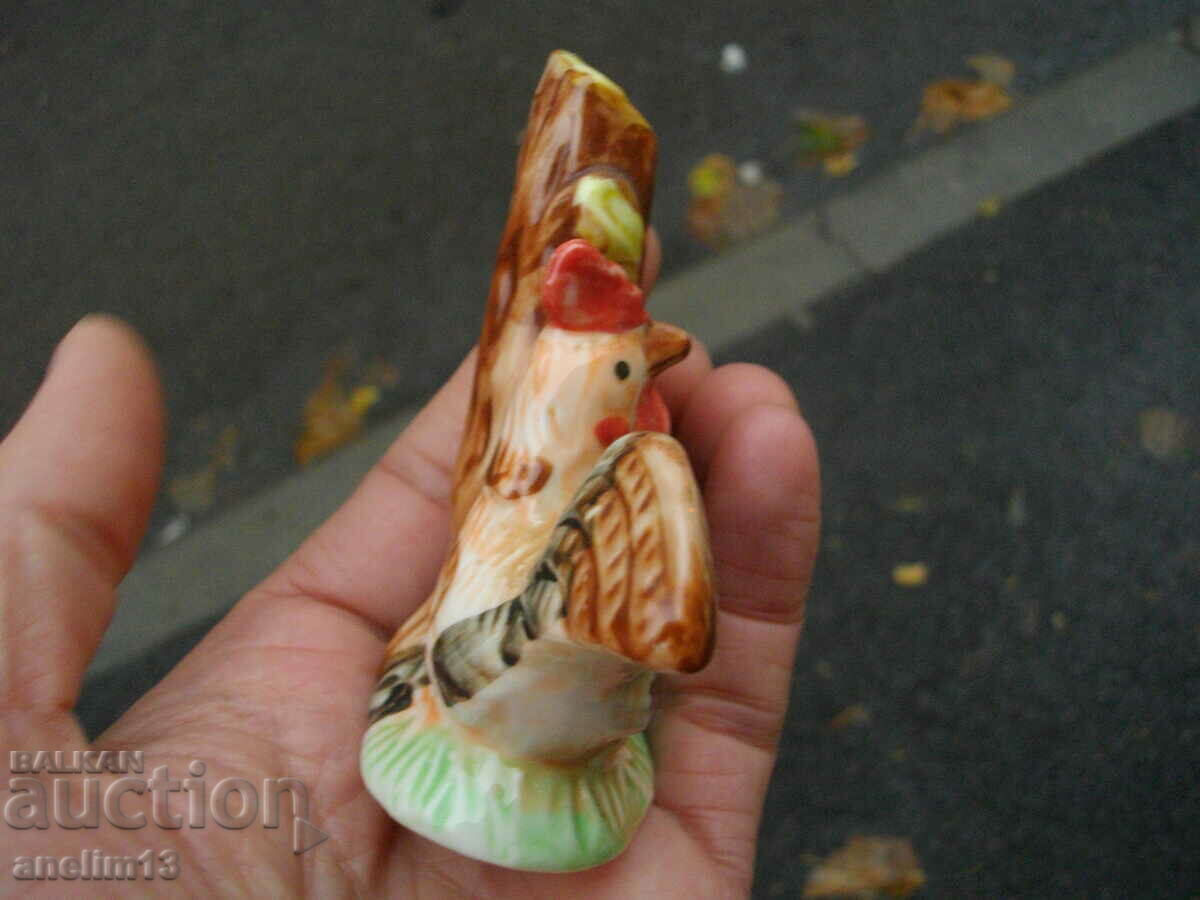 OLD PORCELAIN ROOSTER - 5 OLD PORCELAIN ROOSTER - 5